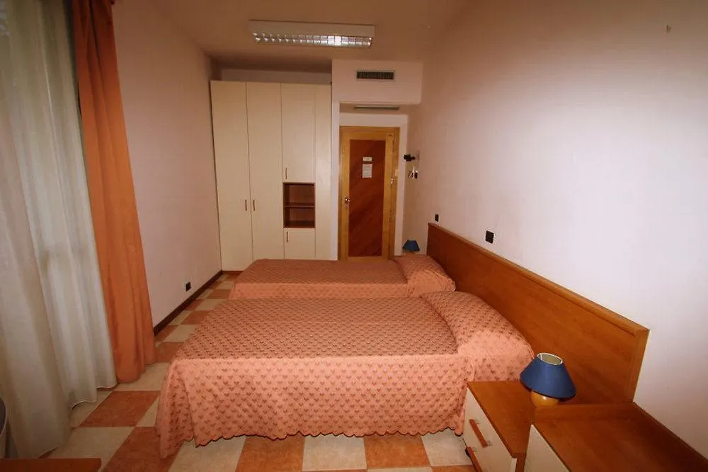 Hotel Maita Lido di Camaiore 3*,  Italia